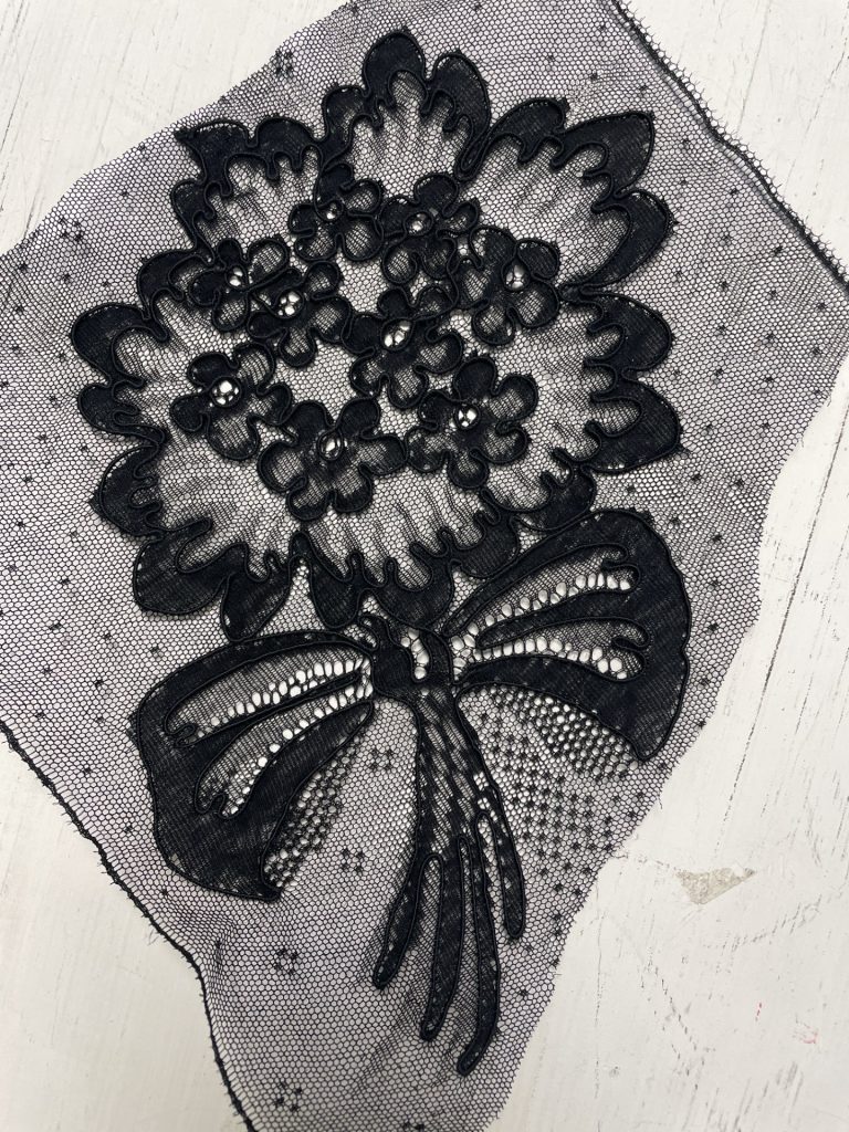 Motif fleur noir